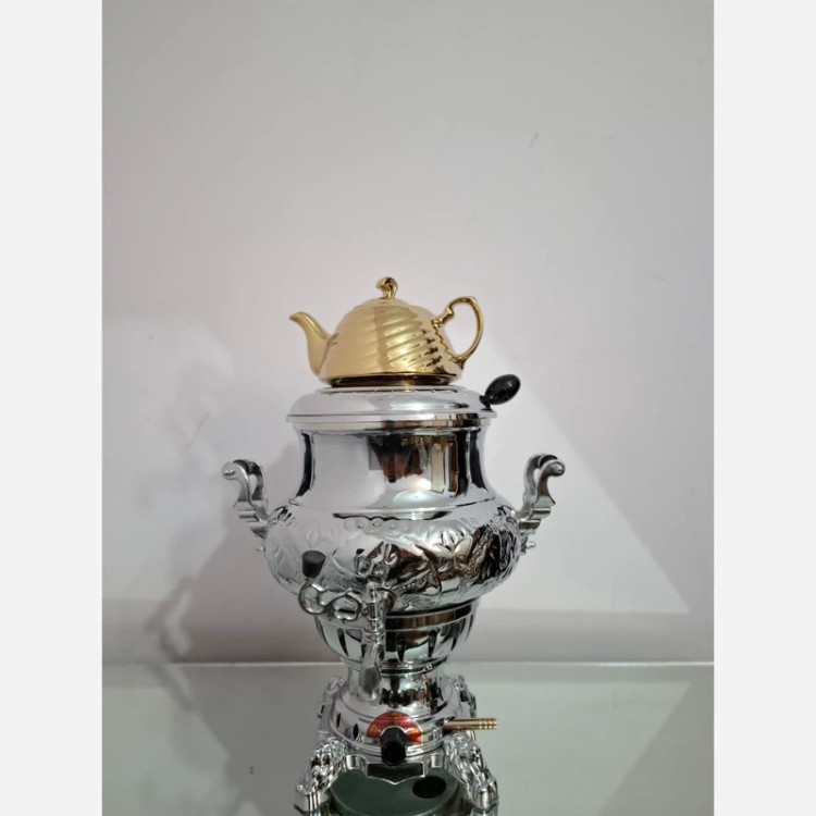 سماور گازی سه کاره عدسی قلم 6 لیتر بدنه برنجی با قوری بدون تنوره (بدنه طرح دار)