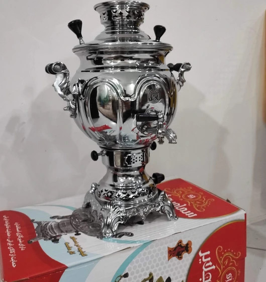 سماور گازی 6 لیتر قالب آوا با کوره تنوره دار بدنه برنج درجه یک ورق ضخیم با 1 سال ضمانت (طرح ترک)